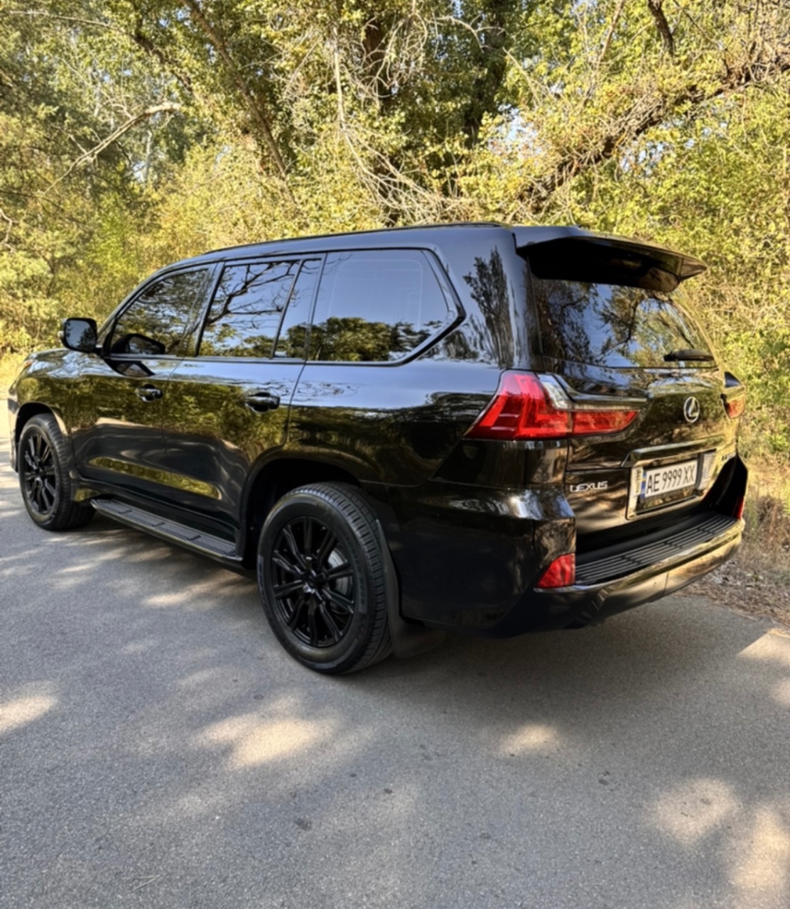 Lexus LX - фото 2