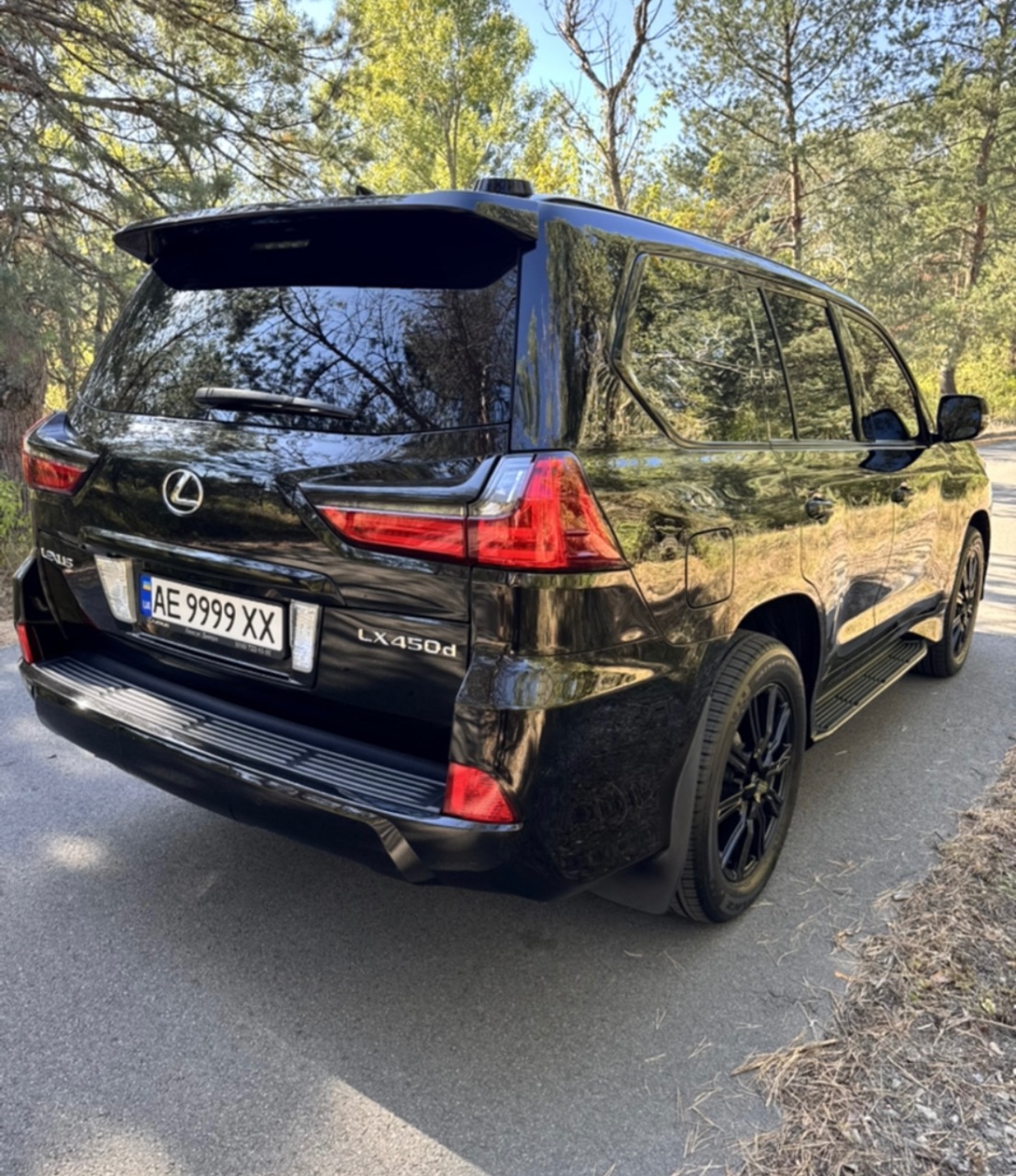 Lexus LX - фото 3