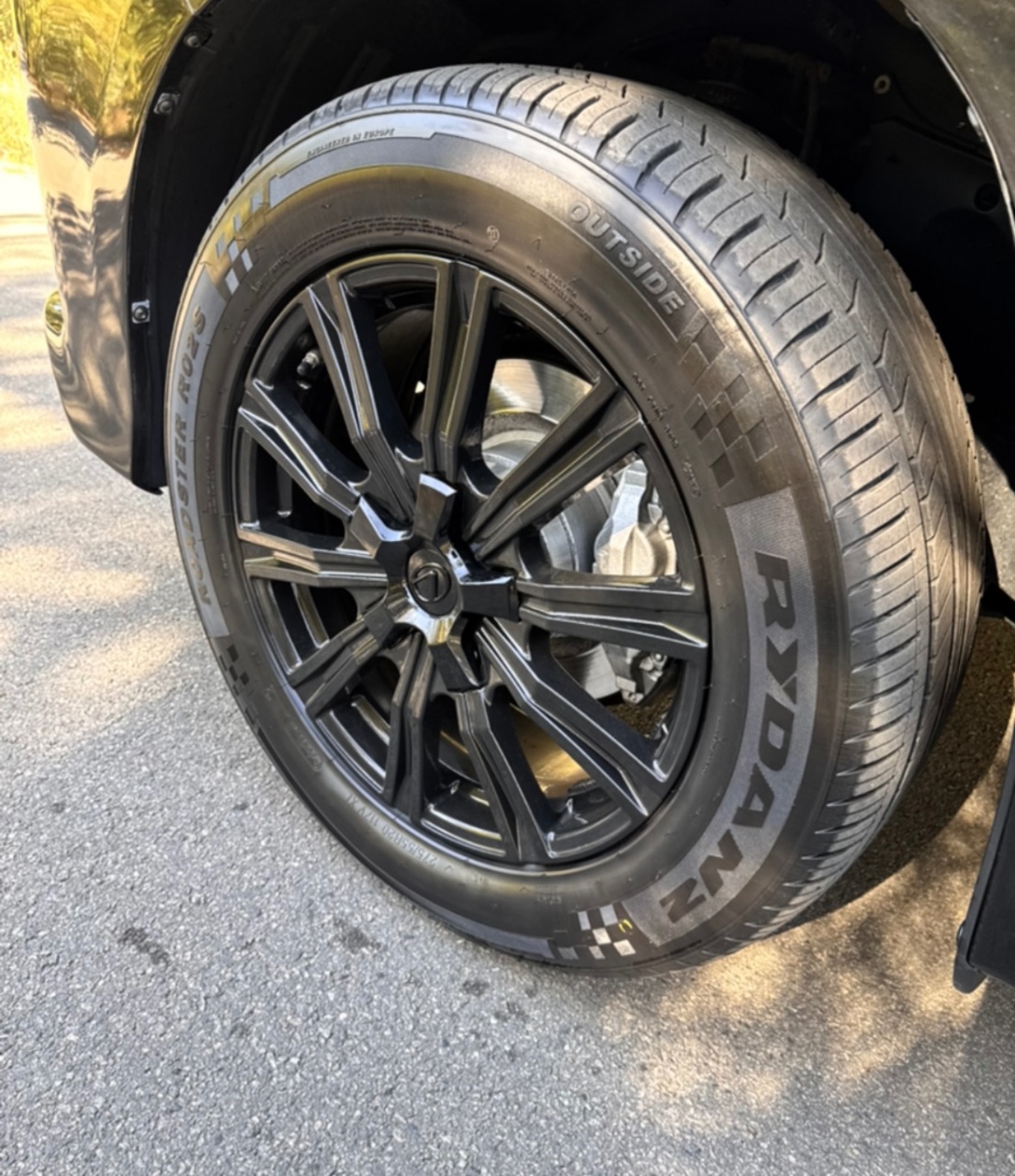 Lexus LX - фото 6