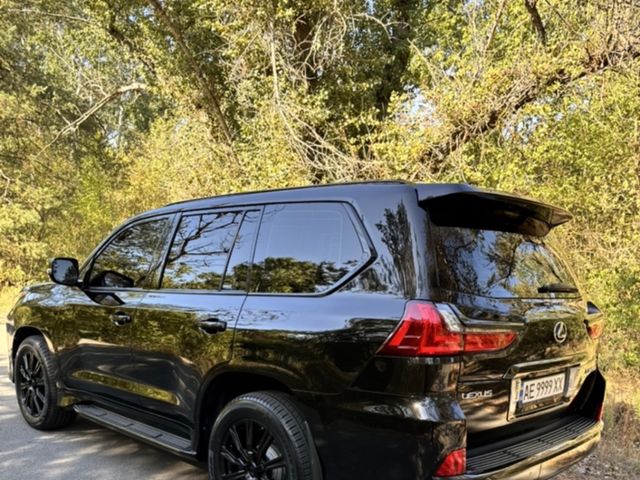 Lexus LX - фото 2