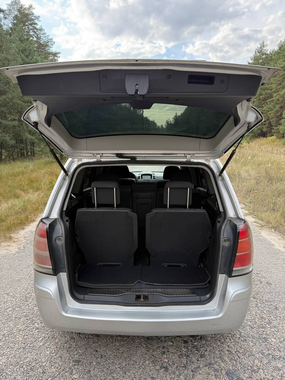 Opel Zafira - фото 12