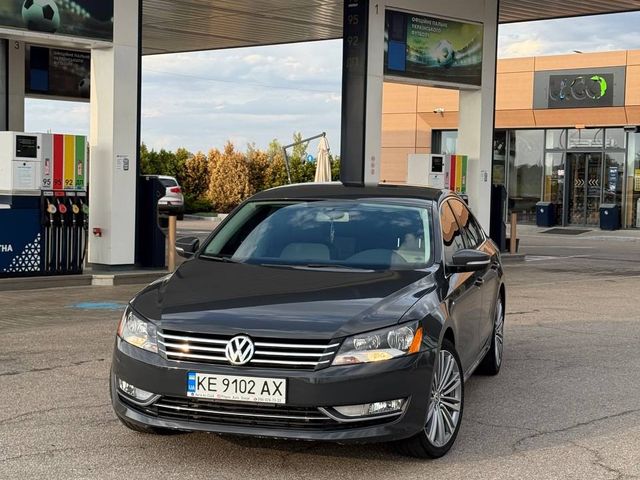 Volkswagen Passat - фото 4