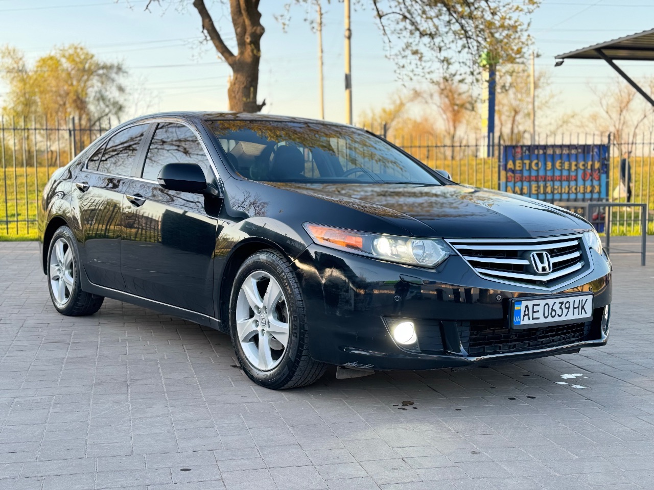 Honda Accord - фото 1