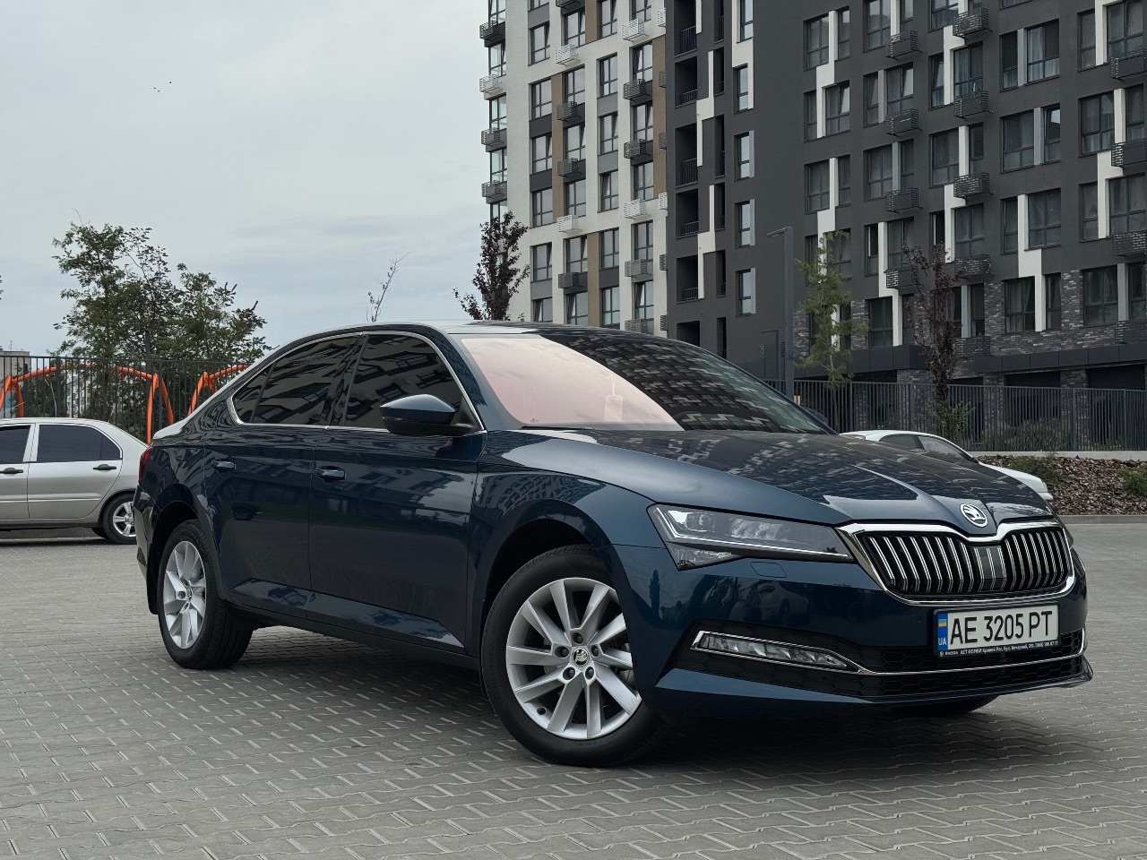 Skoda Superb - фото 1
