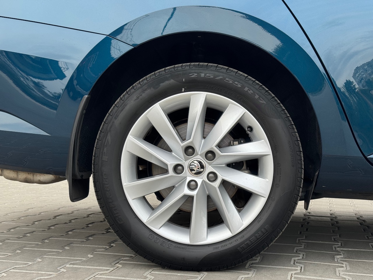 Skoda Superb - фото 4