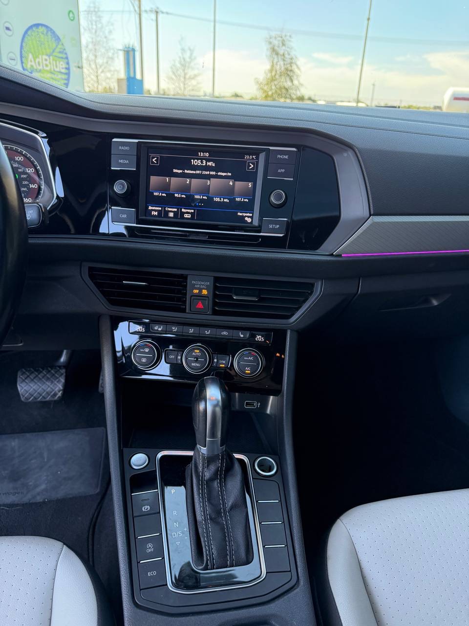 Volkswagen Jetta - фото 20