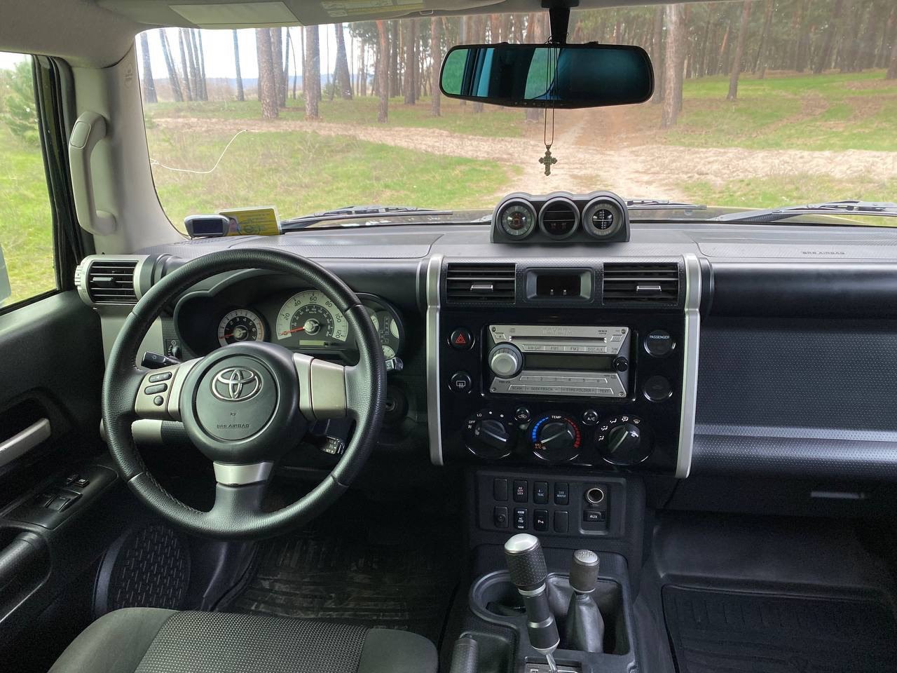 Toyota FJ Cruiser - фото 19