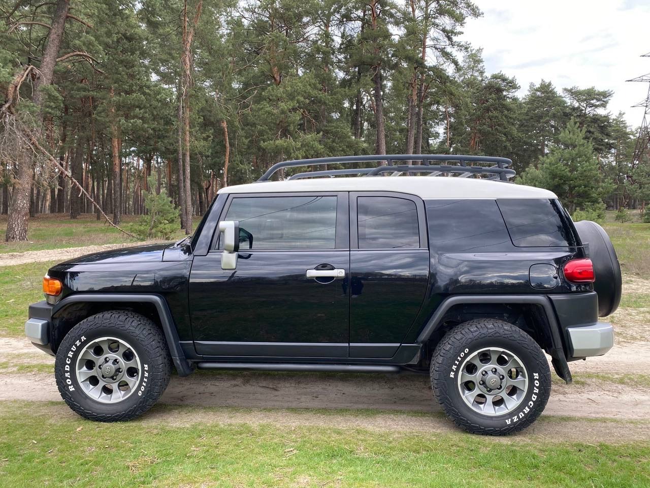 Toyota FJ Cruiser - фото 13
