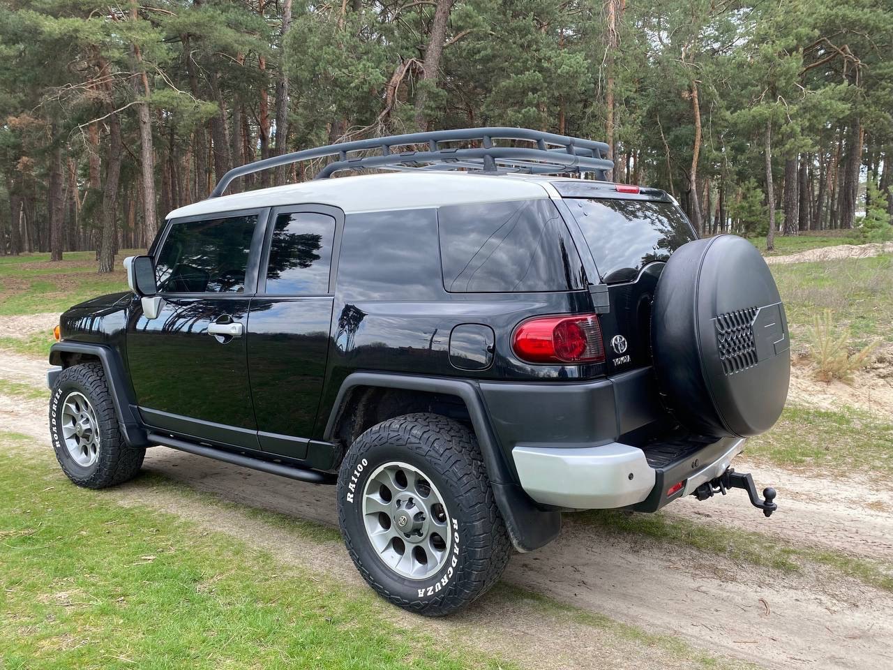 Toyota FJ Cruiser - фото 9