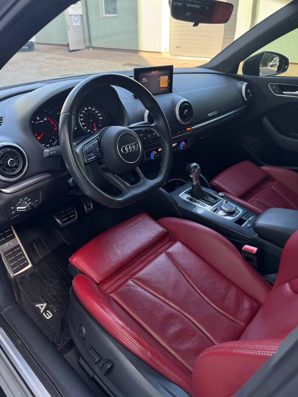 Audi A3 - фото 9