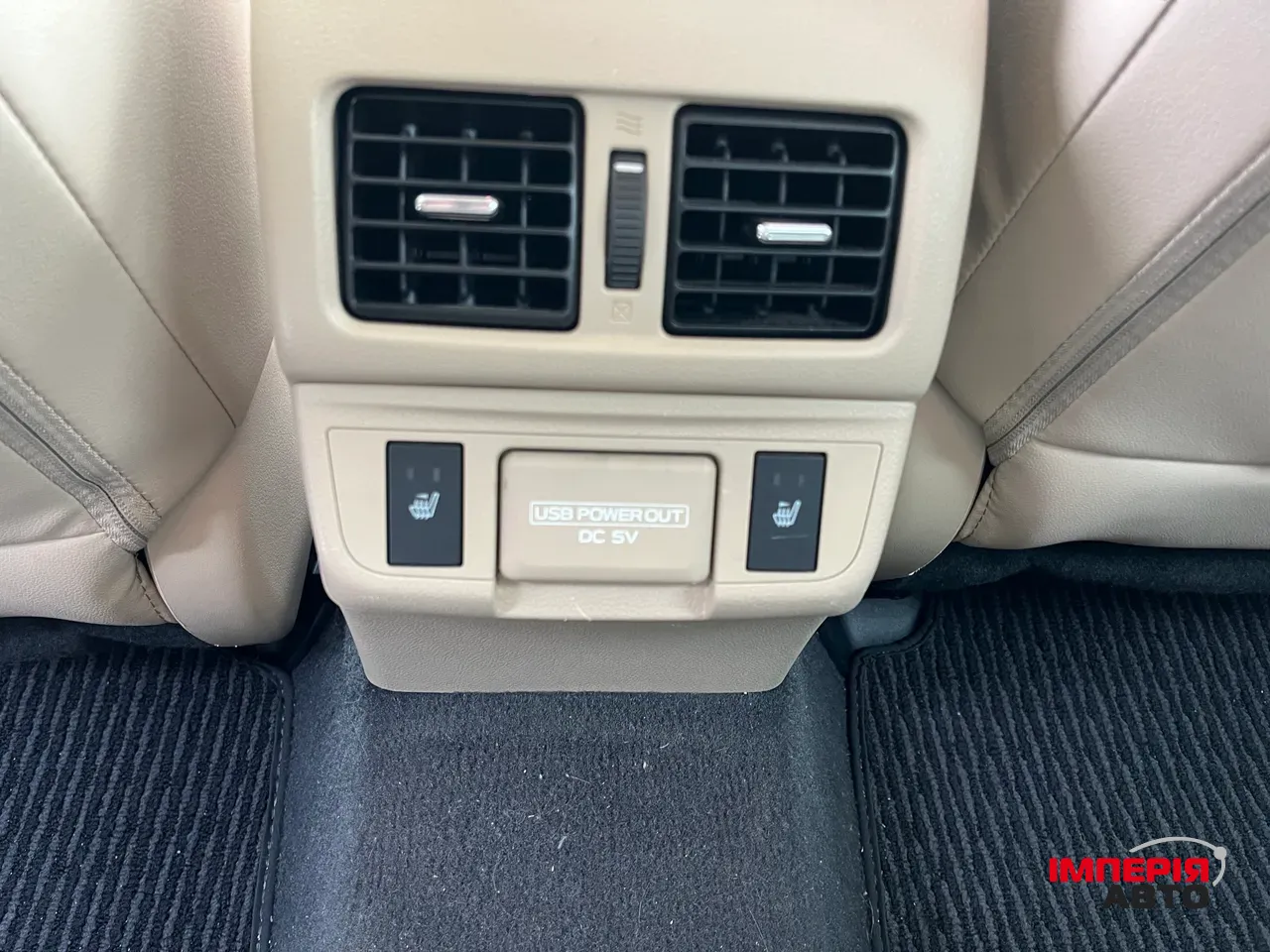 Subaru Outback - фото 6