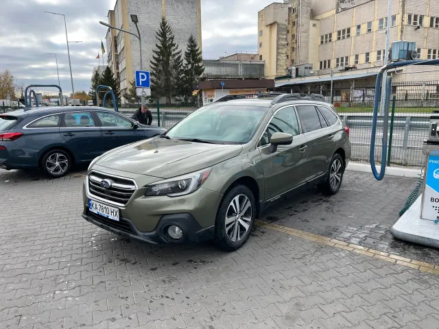 Subaru Outback - фото 1