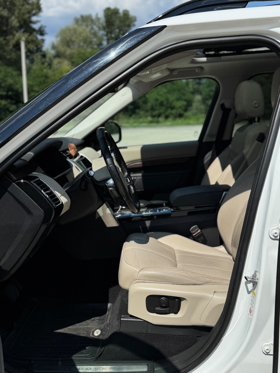 Land Rover Discovery - фото 4