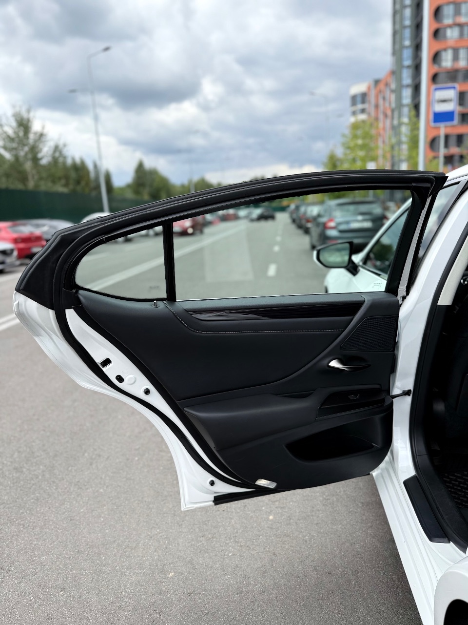 Lexus ES - фото 21