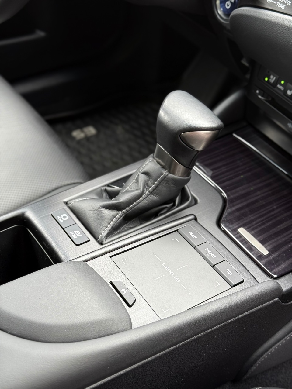 Lexus ES - фото 25