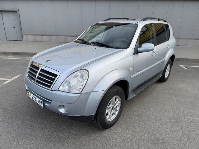 SsangYong Rexton - фото 3