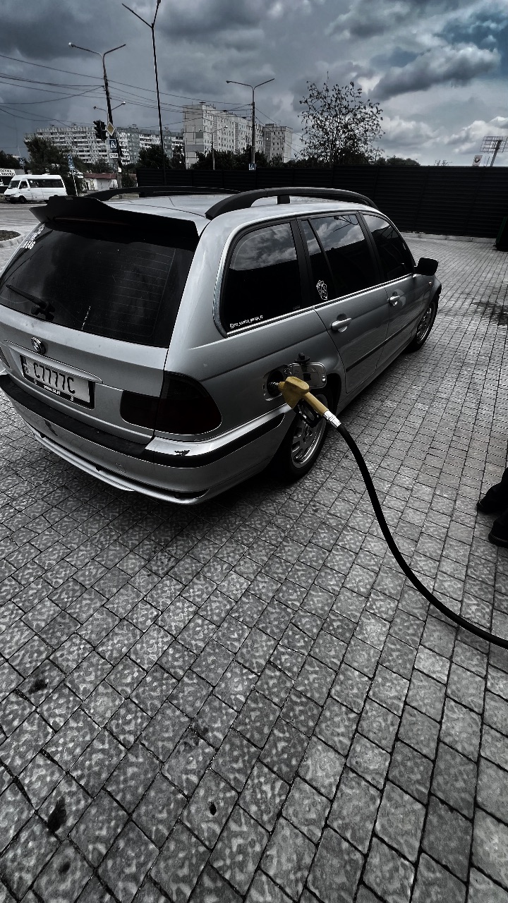 BMW 3 серії - фото 11