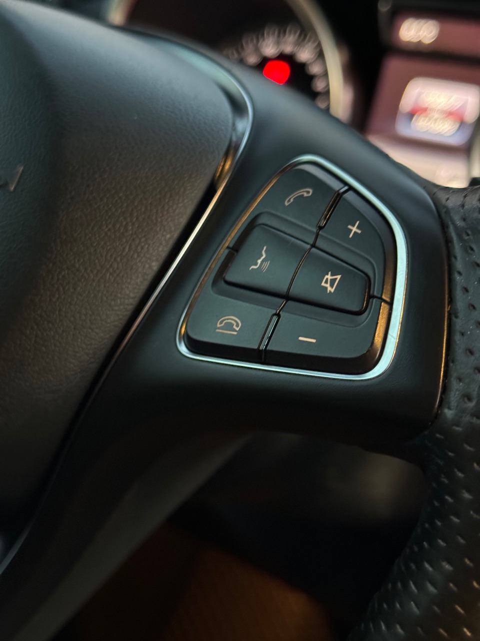 Mercedes-Benz GLE - фото 19