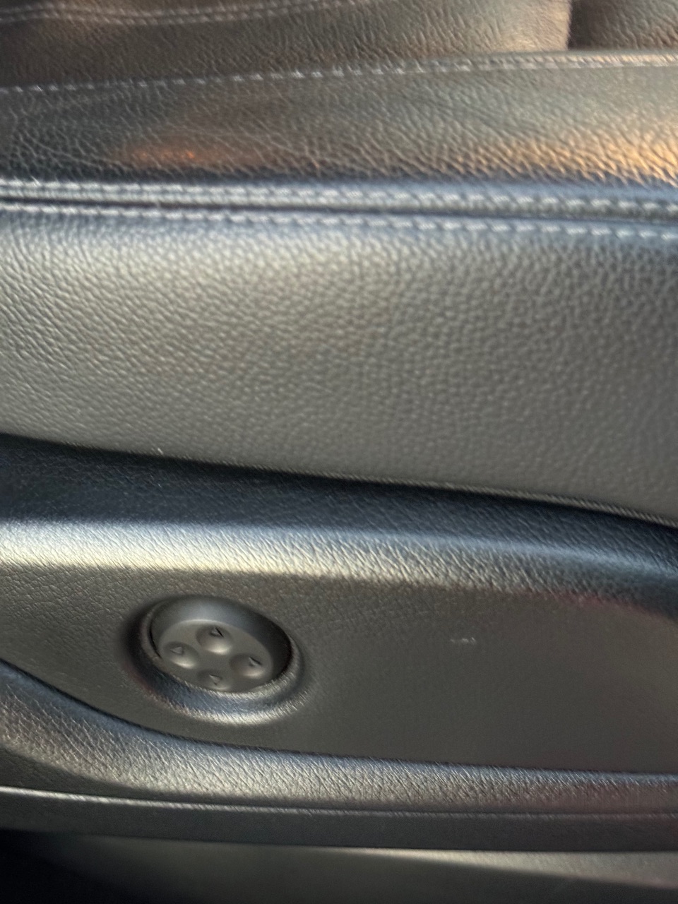 Mercedes-Benz GLE - фото 22