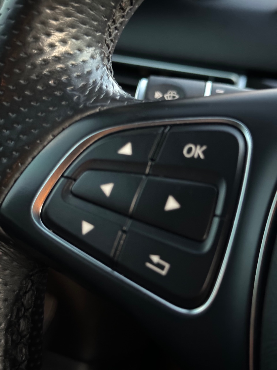 Mercedes-Benz GLE - фото 17