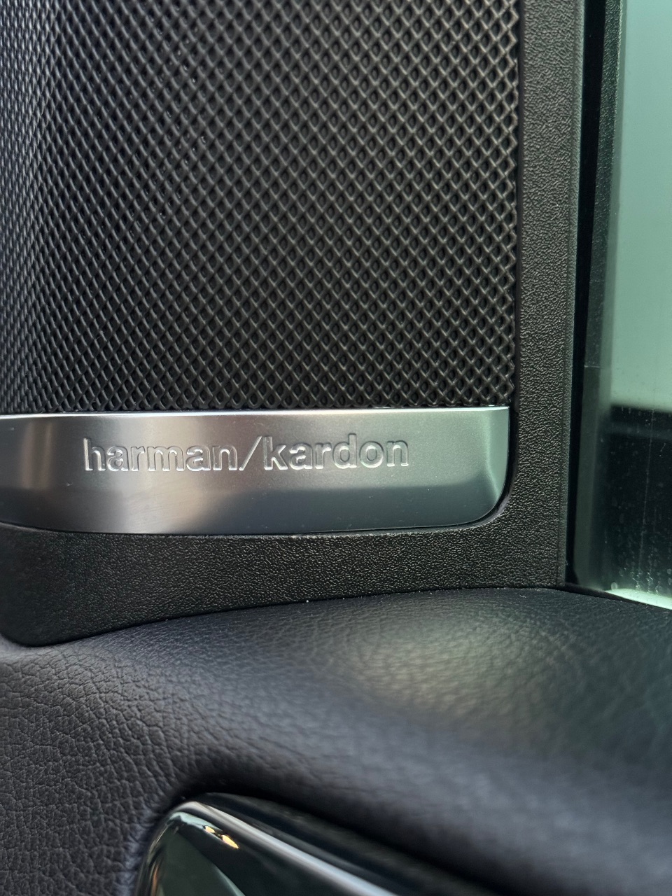 Mercedes-Benz GLE - фото 15