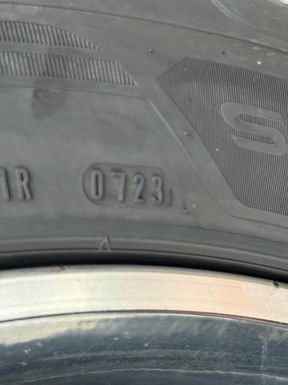 Mercedes-Benz GLE - фото 11