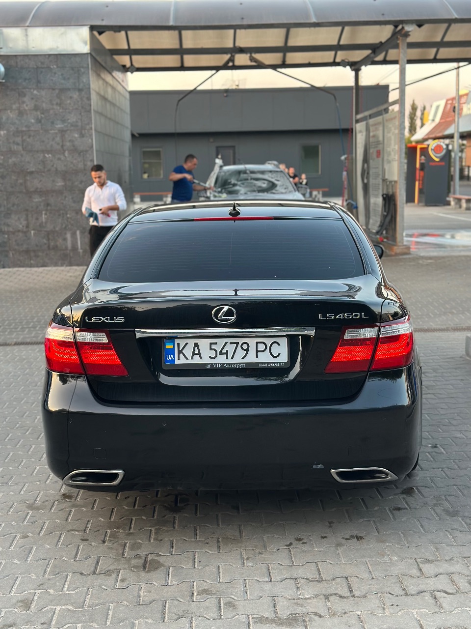 Lexus LS - фото 6