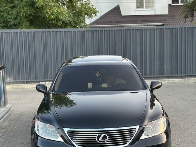 Lexus LS - зображення 2