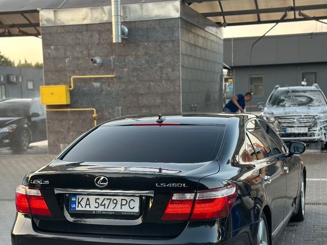 Lexus LS - зображення 5