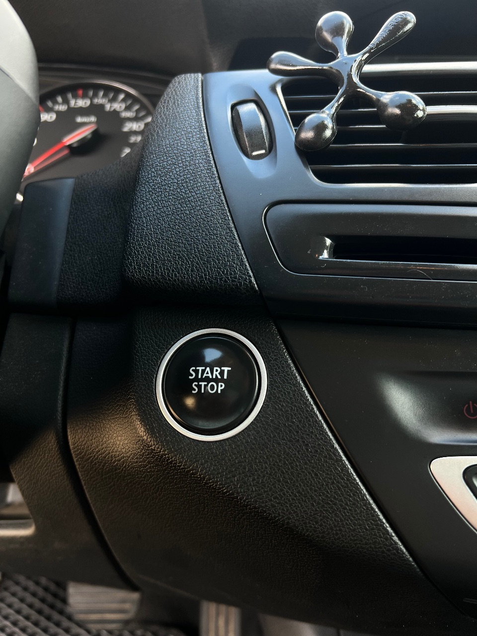 Renault Laguna - фото 22