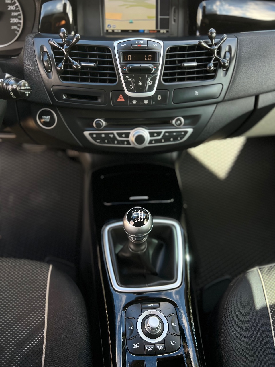 Renault Laguna - фото 21