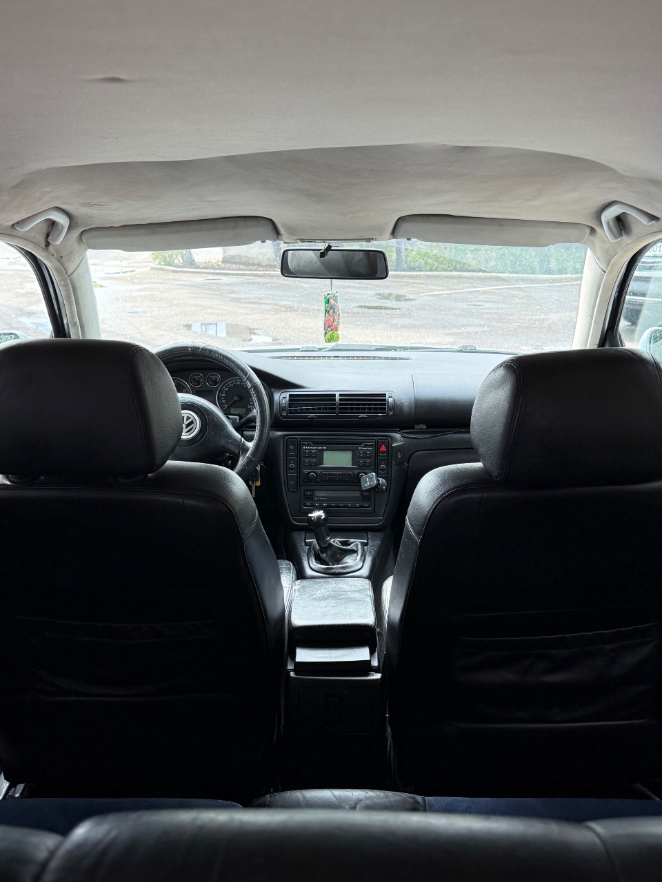 Volkswagen Passat - фото 16