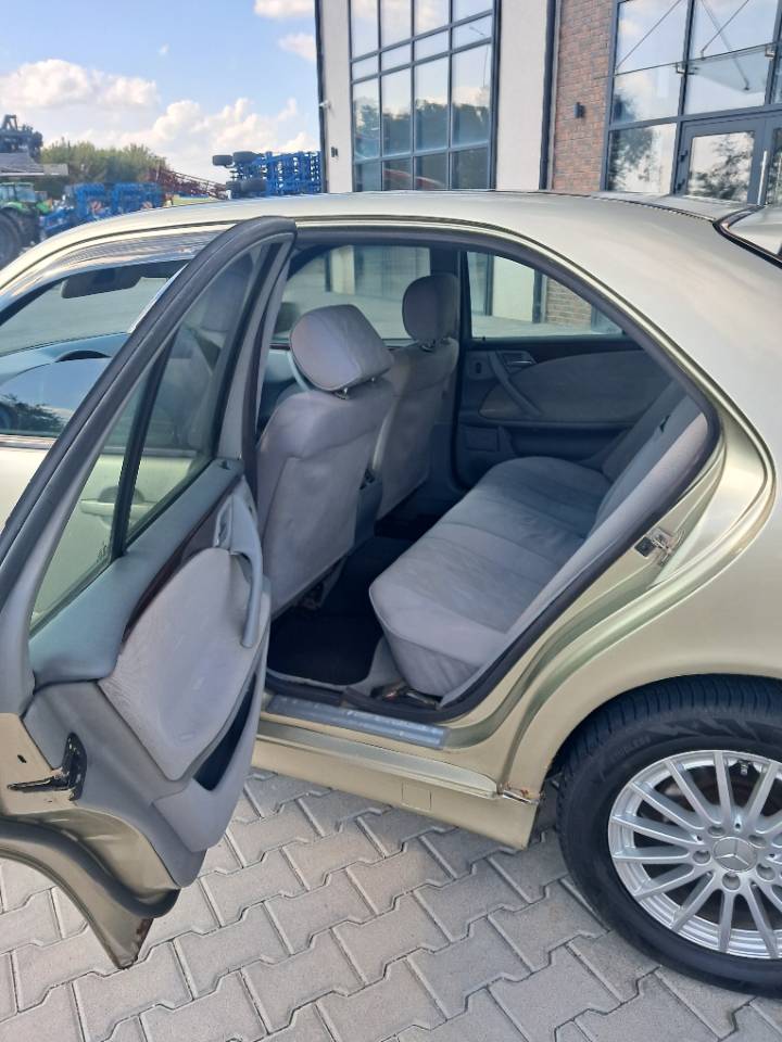 Mercedes-Benz E-Класс - фото 10