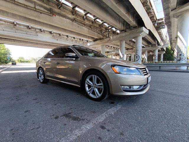 Volkswagen Passat - зображення 1