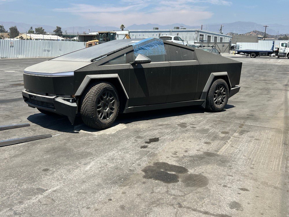 Tesla Cybertruck - фото 3