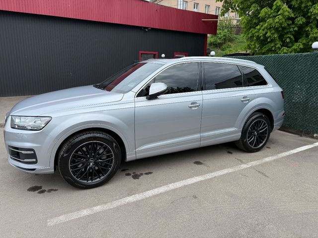 Audi Q7 - зображення 2
