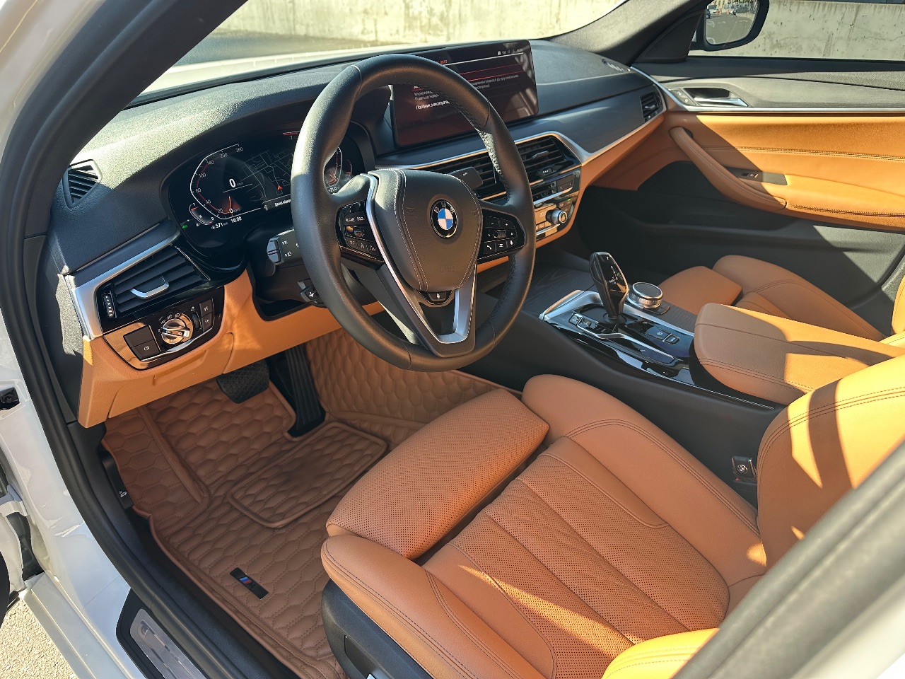 BMW 5 серії - фото 12