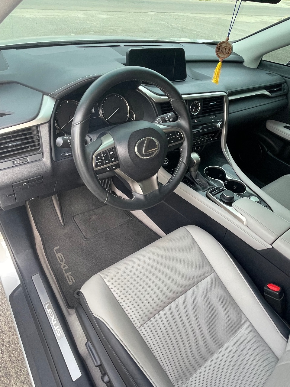 Lexus RX - фото 19