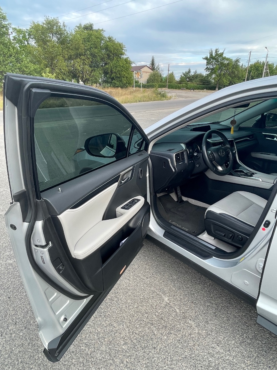 Lexus RX - фото 15