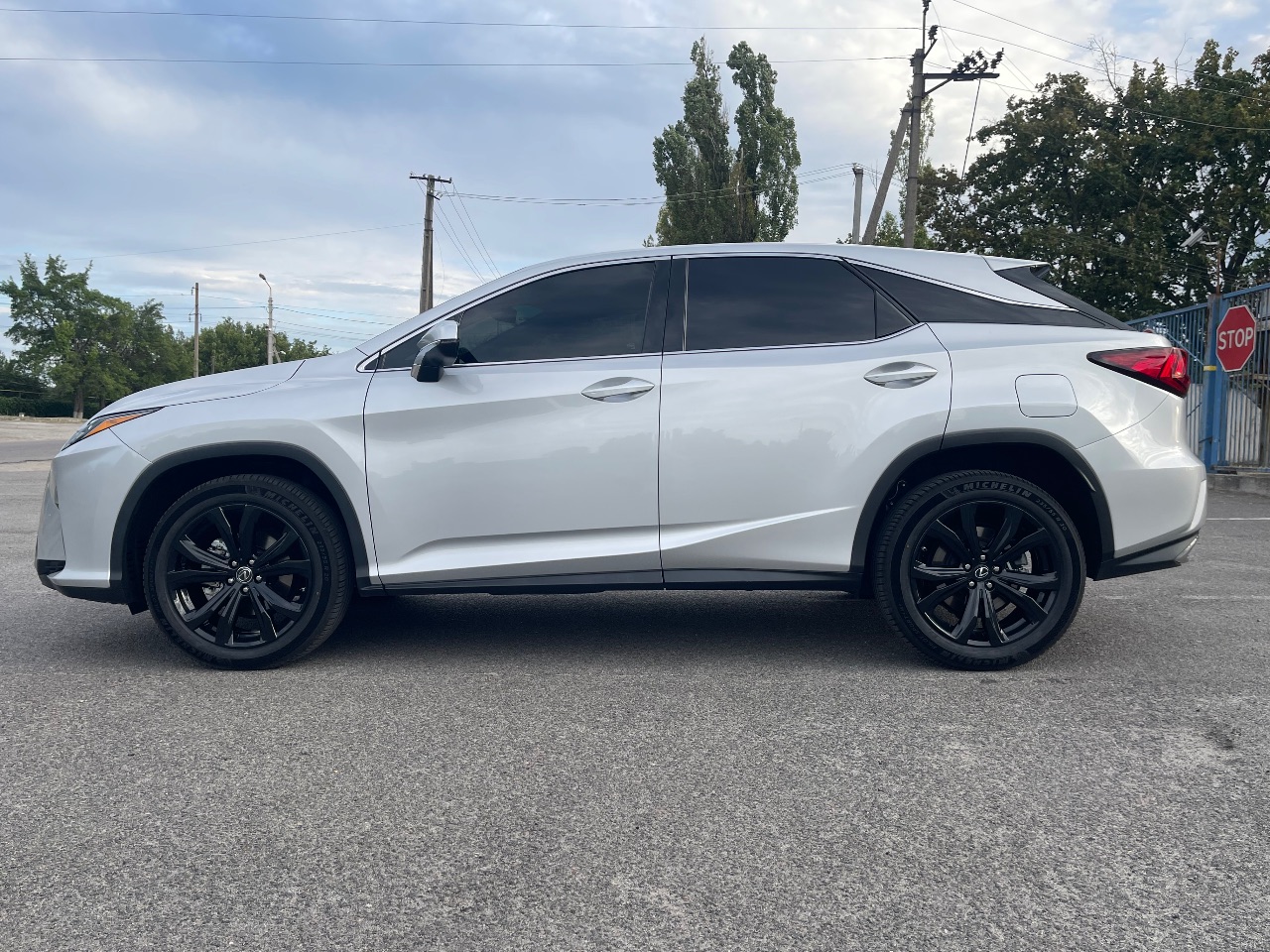 Lexus RX - фото 13