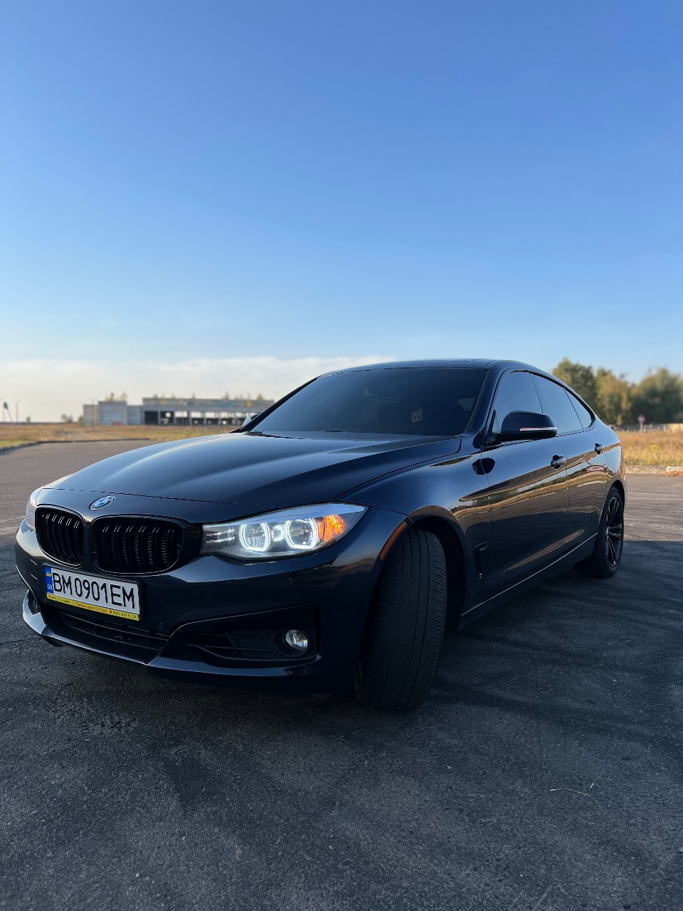 BMW 3 серії - фото 1