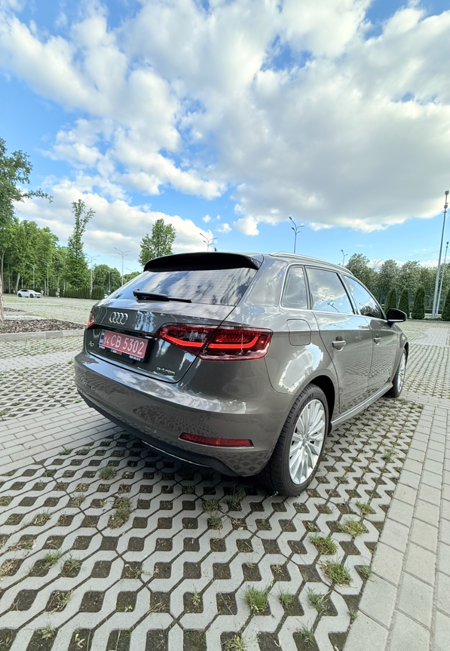 Audi A3 - фото 4