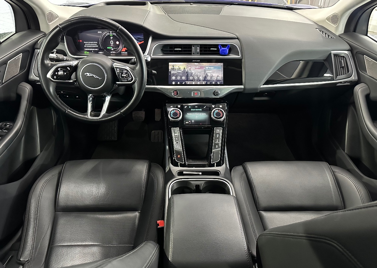 Jaguar I-Pace - фото 11