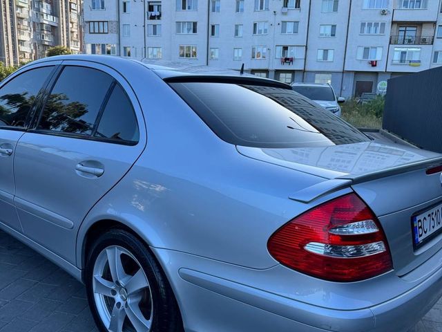 Mercedes-Benz E-Класс - зображення 2