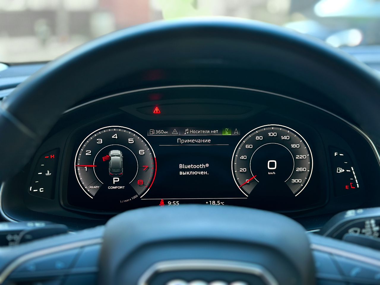 Audi Q7 - фото 14