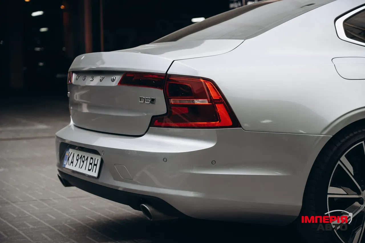 Volvo S90 - фото 9