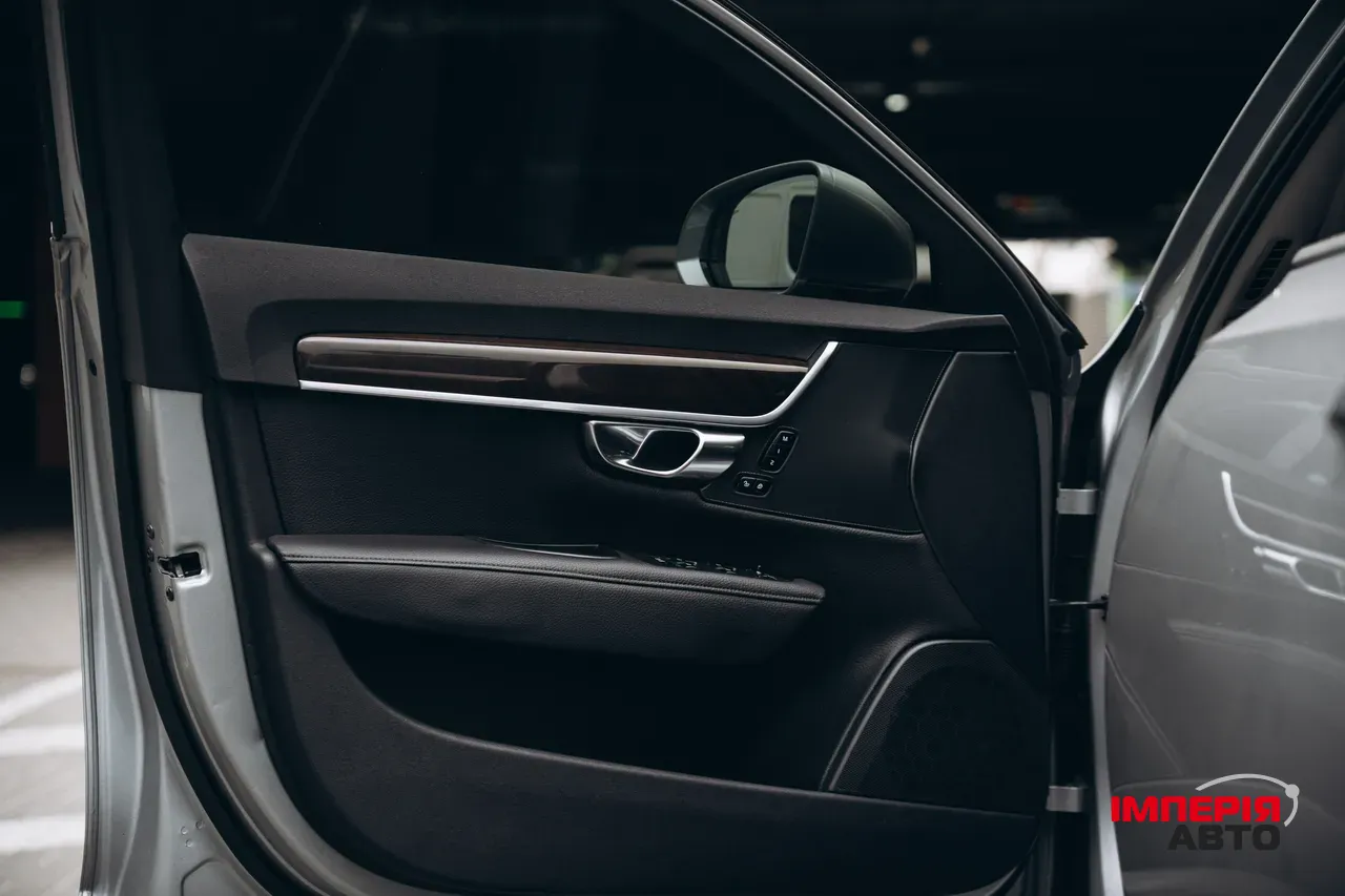 Volvo S90 - фото 52