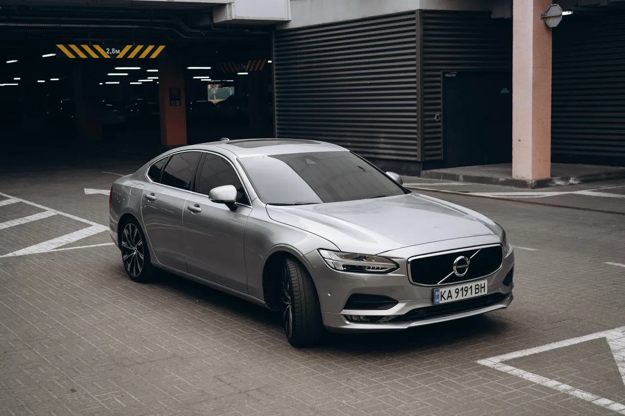 Volvo S90 - фото 6
