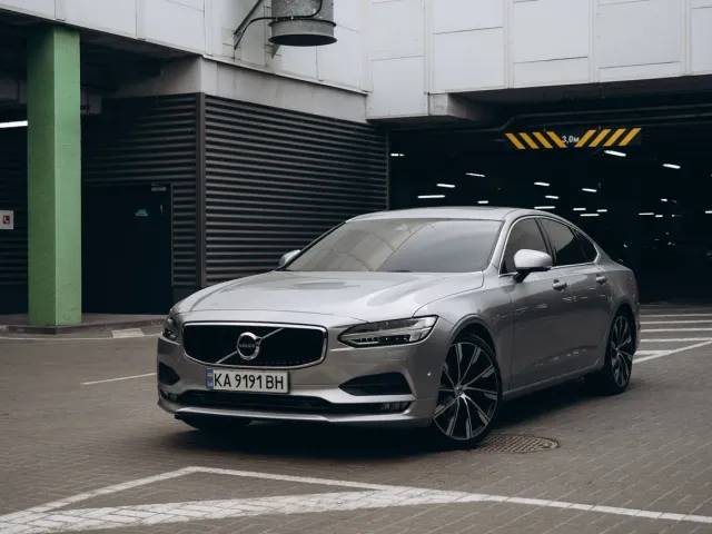 Volvo S90 - фото 2