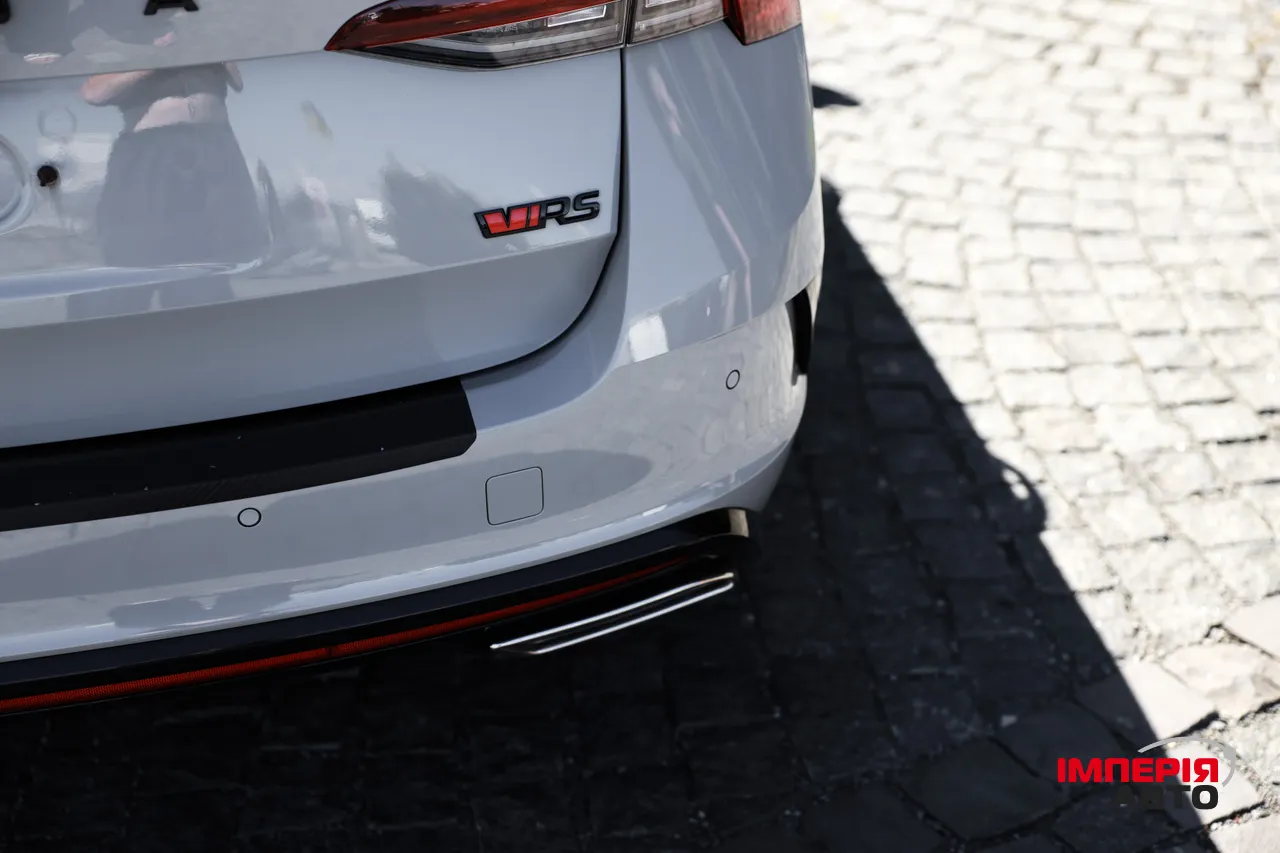 Skoda Octavia RS - фото 6